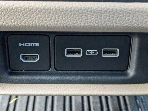 Used 2023 Honda Odyssey Touring image 16