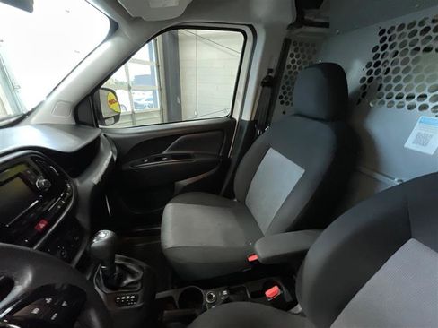 Used 2020 RAM ProMaster City Tradesman SLT FWD image 10