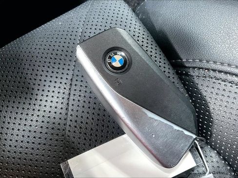 Used 2024 BMW X5 sDrive40i w/ Premium Package RWD image 12