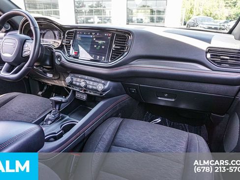 Used 2025 Dodge Durango GT RWD image 27