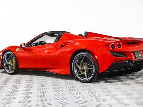 Used 2023 Ferrari F8 Tributo RWD image 19