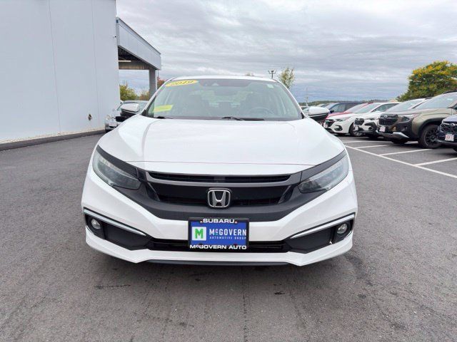 Used 2019 Honda Civic Touring image 3