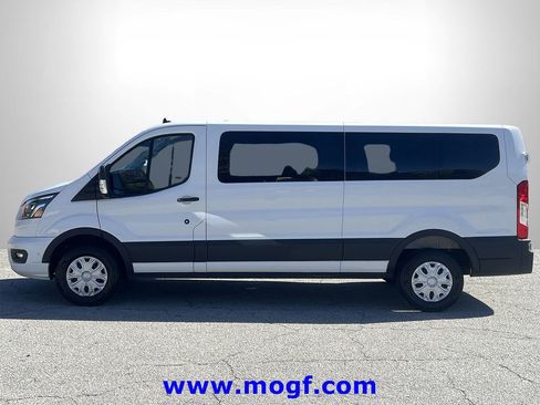 Used 2023 Ford Transit 350 XLT image 22