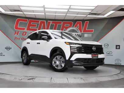 Used 2025 Nissan Kicks S