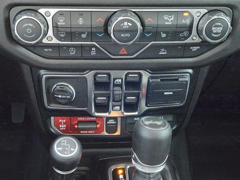 New 2026 Jeep Wrangler Unlimited Sport AWD/4WD image 17