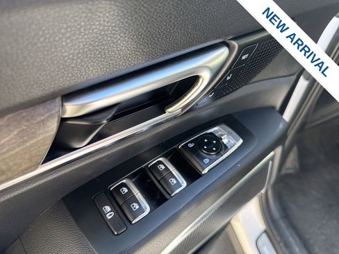Used 2022 Kia Telluride SX w/ SX Prestige Package AWD/4WD image 19