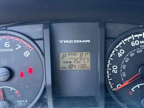 Used 2016 Toyota Tacoma SR w/ SR Convenience Package RWD image 13