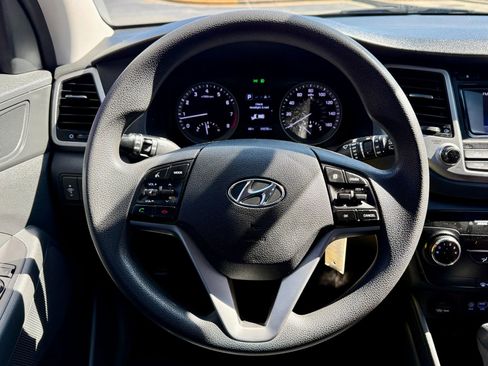 Used 2017 Hyundai Tucson SE image 15