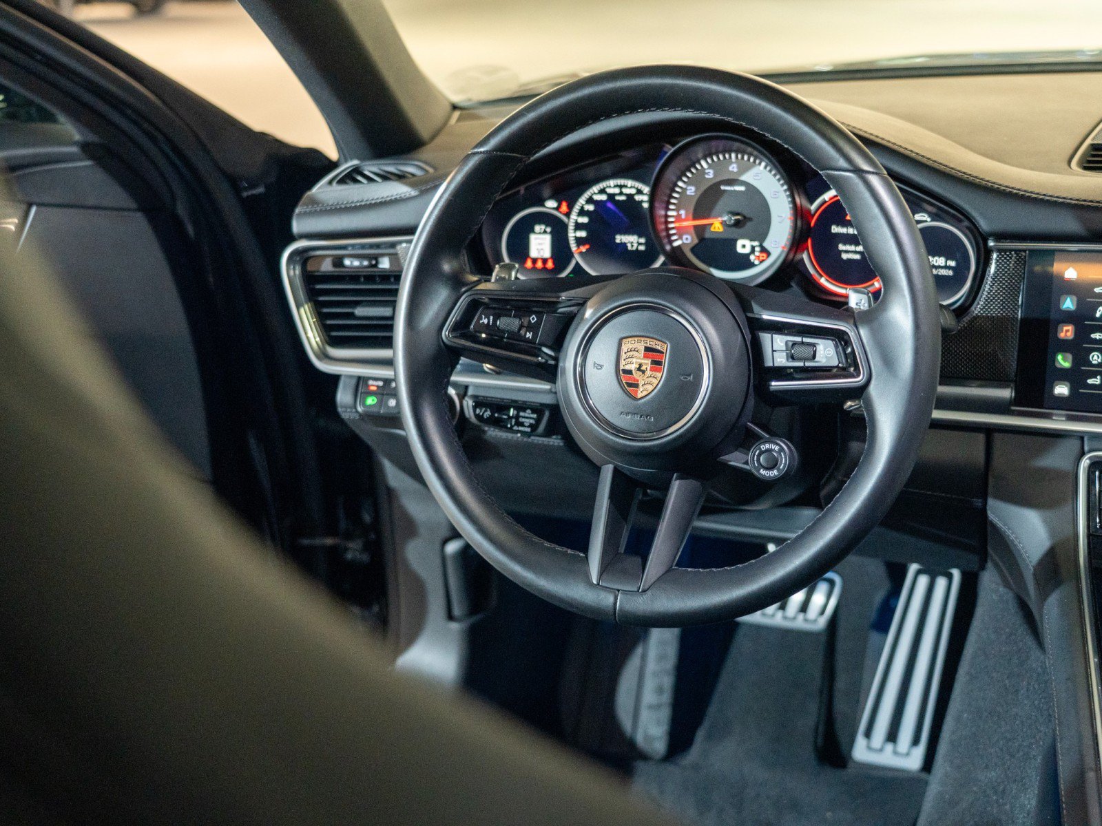 Certified 2023 Porsche Panamera Platinum Edition RWD image 26