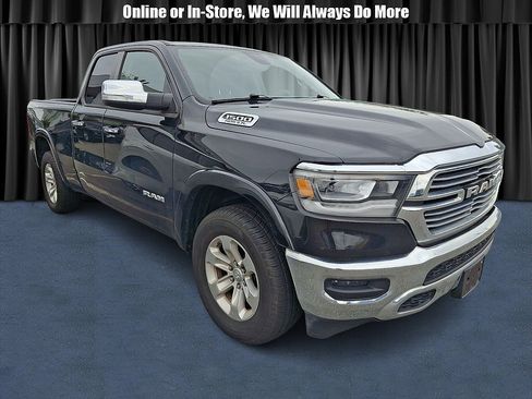 Used 2019 RAM 1500 Laramie AWD/4WD image 1