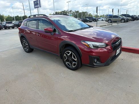 Used 2019 Subaru Crosstrek 2.0i Limited w/ Moonroof Package w/Navigation AWD/4WD image 2