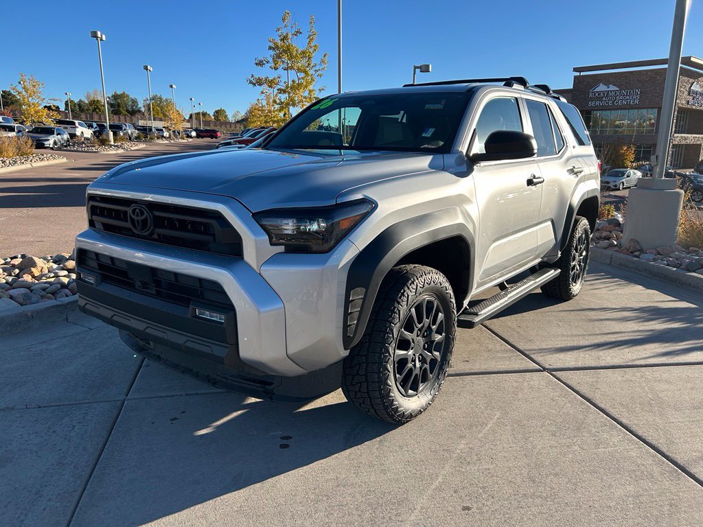 Used 2026 Toyota 4Runner SR5 AWD/4WD image 3