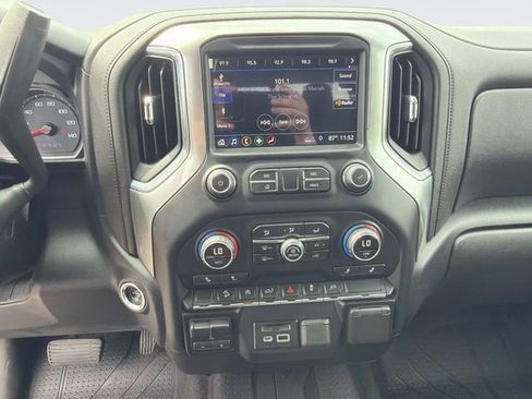 Used 2019 Chevrolet Silverado 1500 LT w/ All-Star Edition image 32