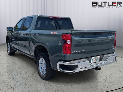 Used 2025 Chevrolet Silverado 1500 LT AWD/4WD image 4