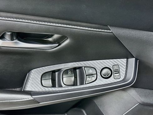 Used 2024 Nissan Sentra SV w/ All-Weather Package FWD image 15