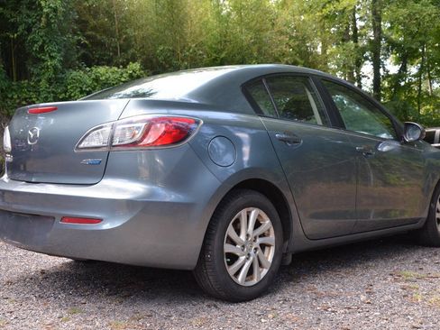 Used 2012 MAZDA MAZDA3 i Touring FWD image 4