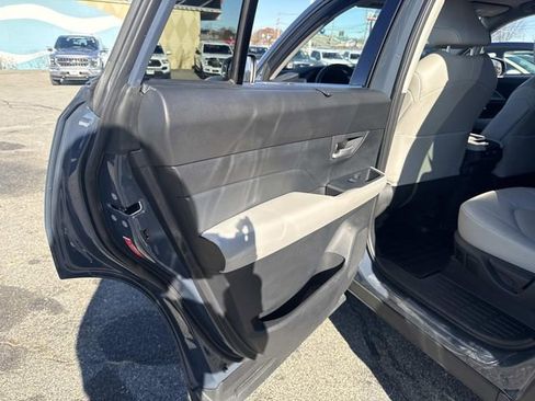 Used 2024 Toyota Grand Highlander XLE image 18