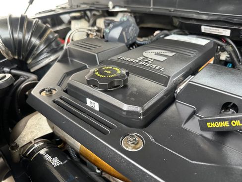 Used 2020 RAM 2500 Laramie image 28