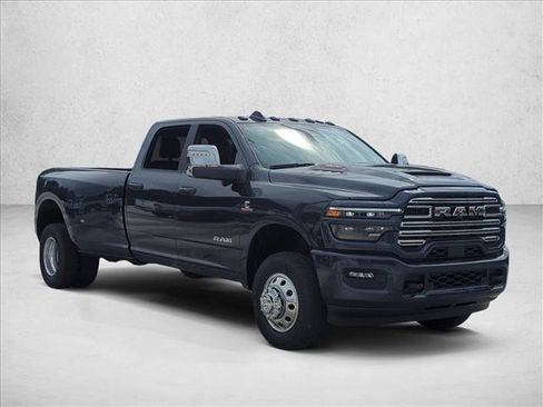 Used 2026 RAM 3500 Laramie w/ Sport Appearance Package AWD/4WD image 7