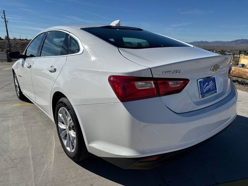 Used 2023 Chevrolet Malibu LT image 3