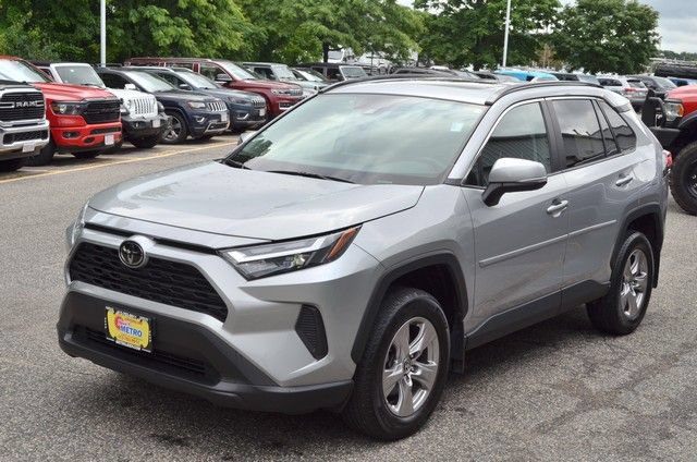 Used 2024 Toyota RAV4 XLE w/ Convenience Package AWD/4WD image 4