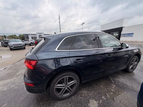 Used 2018 Audi SQ5 Premium Plus w/ Navigation Package AWD/4WD image 4