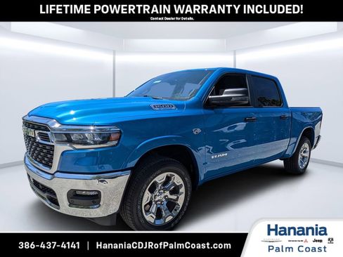 New 2026 RAM 1500 4x4 Crew Cab image 7