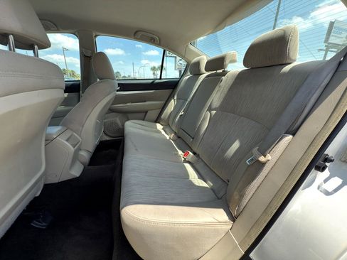 Used 2014 Subaru Legacy 2.5i Premium image 9