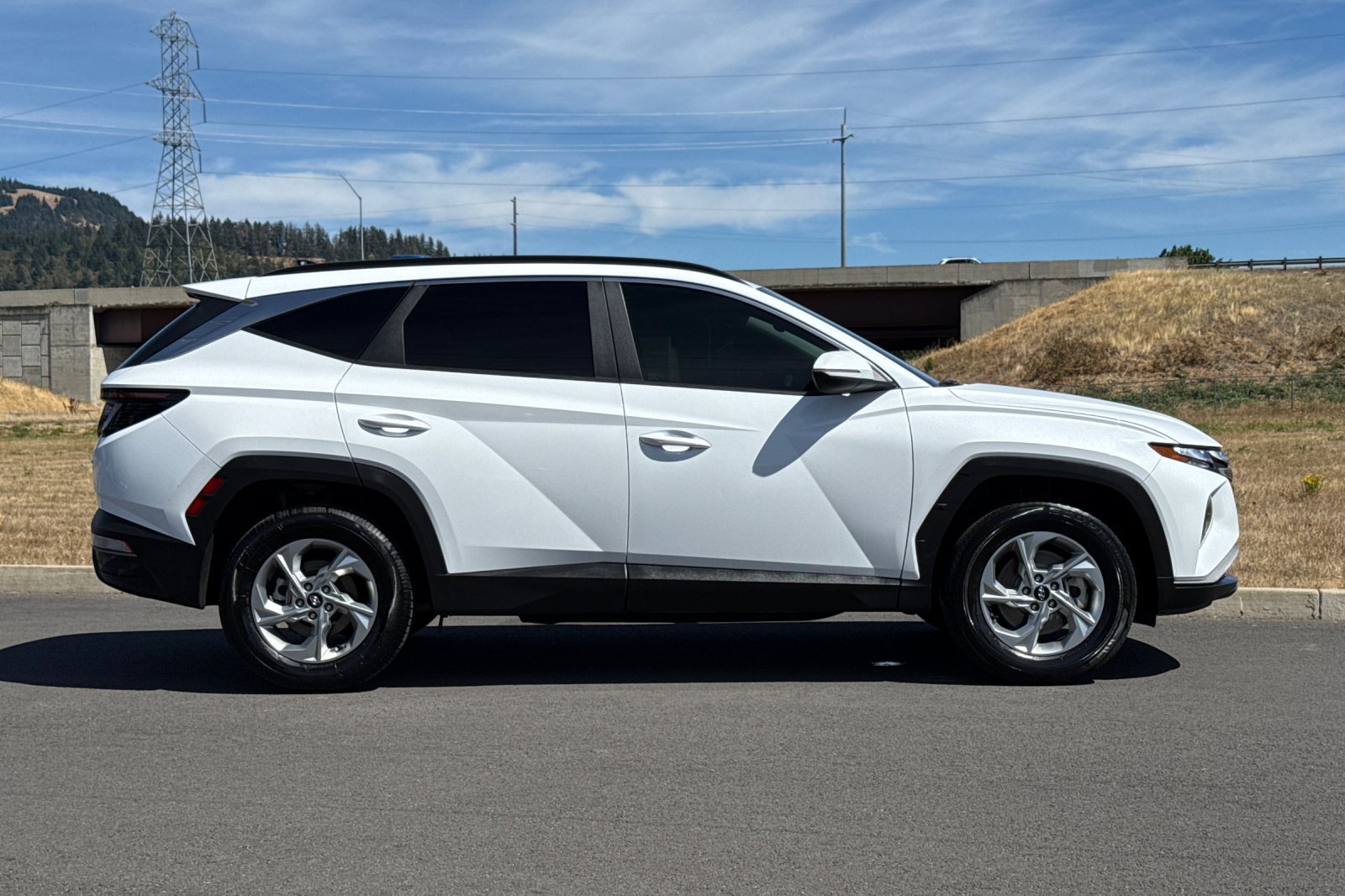 Used 2023 Hyundai Tucson SEL AWD/4WD image 2
