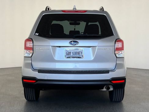 Used 2018 Subaru Forester 2.5i w/ Alloy Wheel Package AWD/4WD image 5