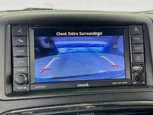 Used 2019 Dodge Grand Caravan SXT FWD image 19