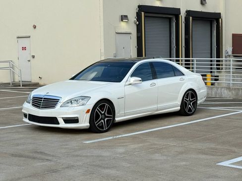 Used 2012 Mercedes-Benz S 63 AMG image 3