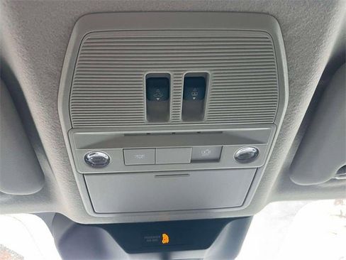 New 2025 Nissan Kicks SV w/ SV Premium Package image 29