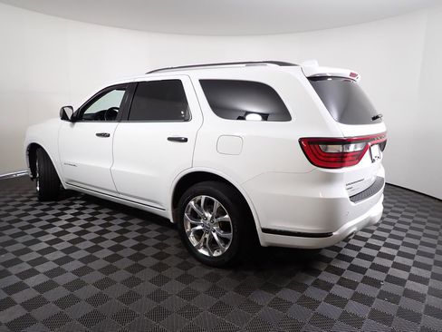 Used 2016 Dodge Durango Citadel w/ Premium Entertainment Group AWD/4WD image 17