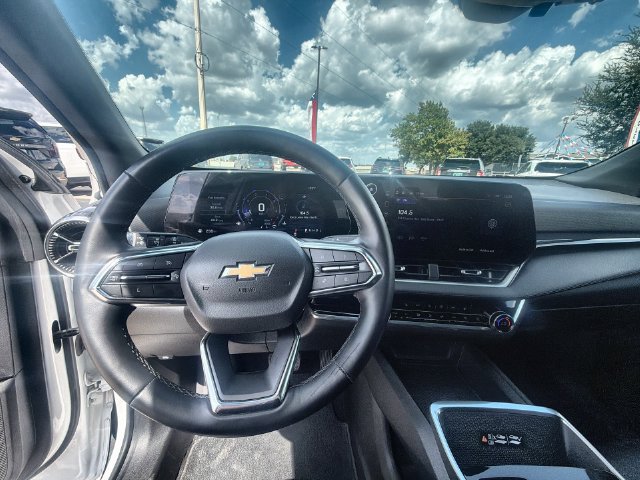 Certified 2025 Chevrolet Equinox LT w/ Convenience Package II FWD image 11