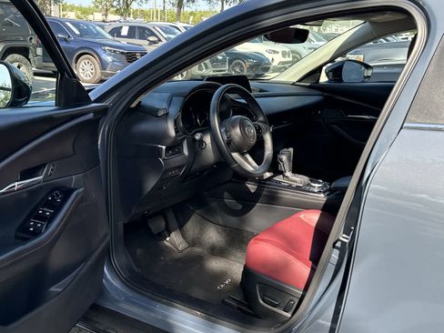 Used 2025 MAZDA CX-30 AWD 2.5 S w/ Preferred Package image 2
