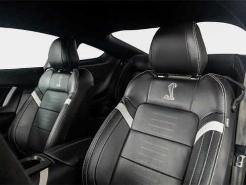Used 2022 Ford Mustang Shelby GT500 image 3