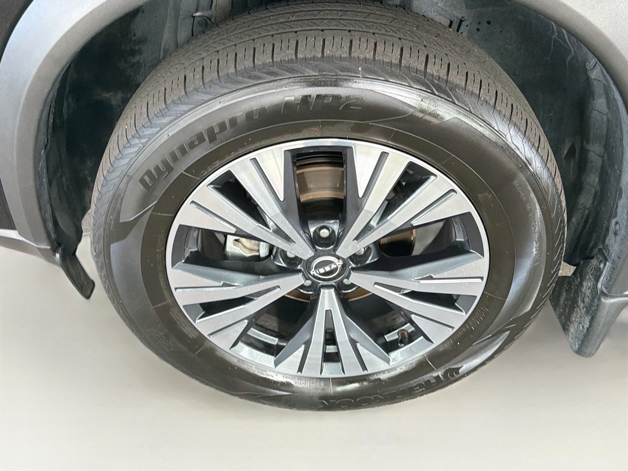 Used 2023 Nissan Rogue SV AWD/4WD image 11