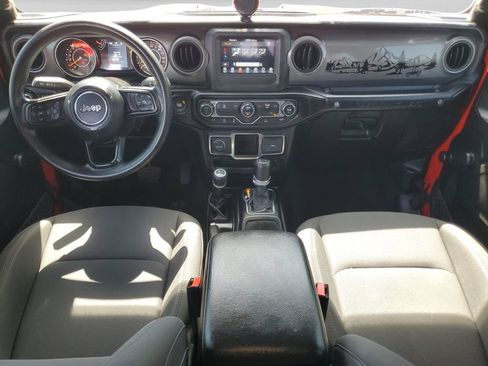 Used 2022 Jeep Wrangler Unlimited Sport AWD/4WD image 16
