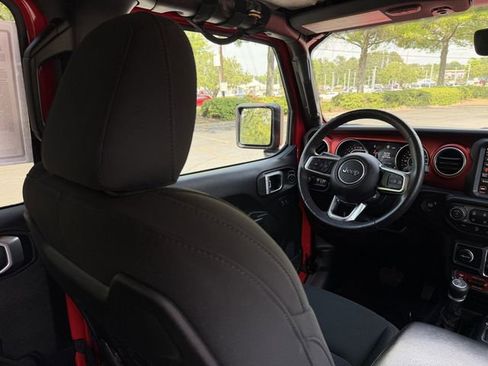 Used 2020 Jeep Wrangler Unlimited Rubicon AWD/4WD image 39