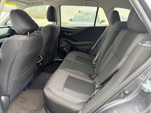Used 2025 Subaru Outback Premium image 22