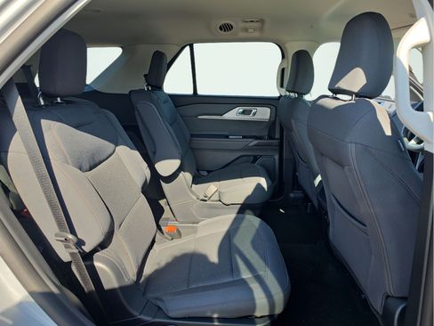 New 2026 Ford Explorer Active AWD/4WD image 17
