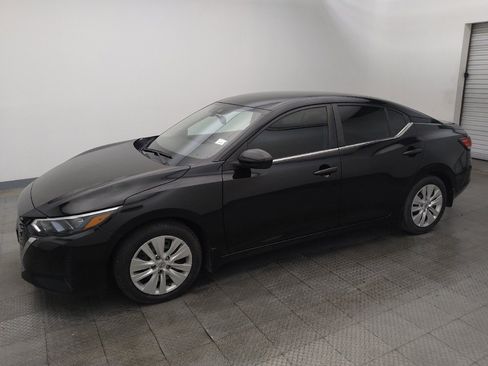 Used 2024 Nissan Sentra S FWD image 2