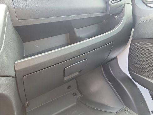 Used 2025 RAM ProMaster 2500 w/ Convenience Group image 30