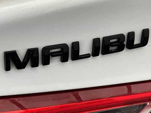 Used 2020 Chevrolet Malibu RS FWD image 23