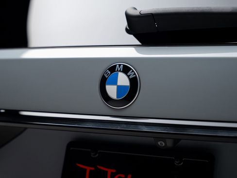 Used 2024 BMW ALPINA XB7 AWD/4WD image 30