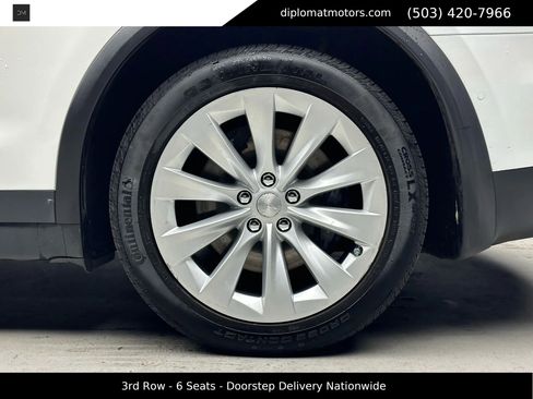 Used 2017 Tesla Model X 75D image 42