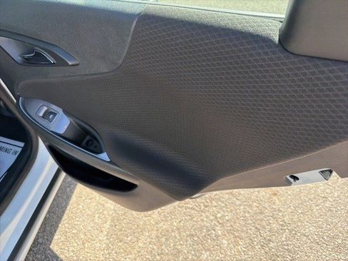 Used 2024 Chevrolet Malibu LT image 12