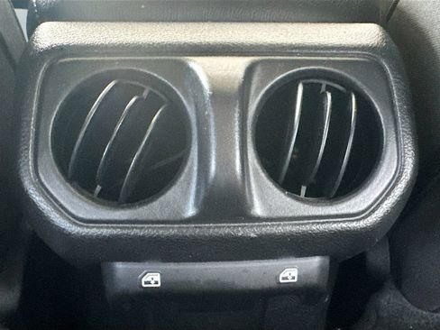 Used 2023 Jeep Wrangler Unlimited w/ Cold Weather Group AWD/4WD image 29