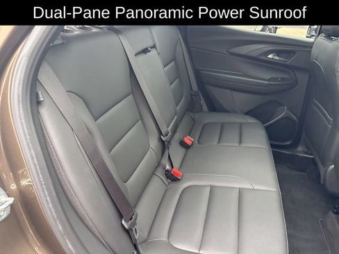 Certified 2022 Chevrolet TrailBlazer ACTIV w/ Sun and Liftgate Package FWD image 17